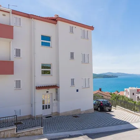 Apartament Ljuba Trogir