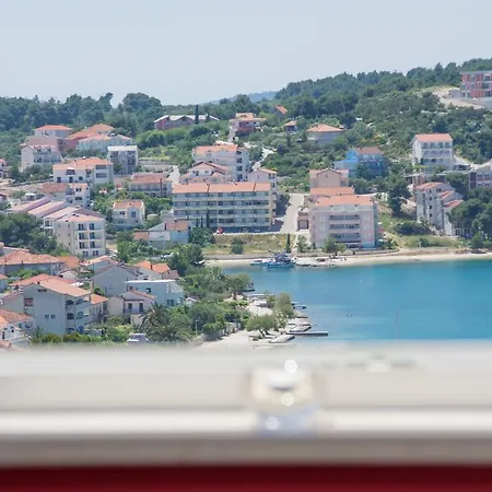Ljuba Trogir