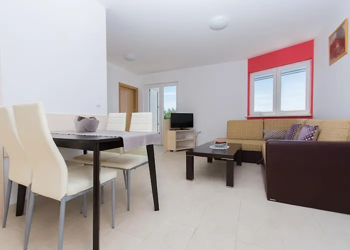 Appartement Ljuba